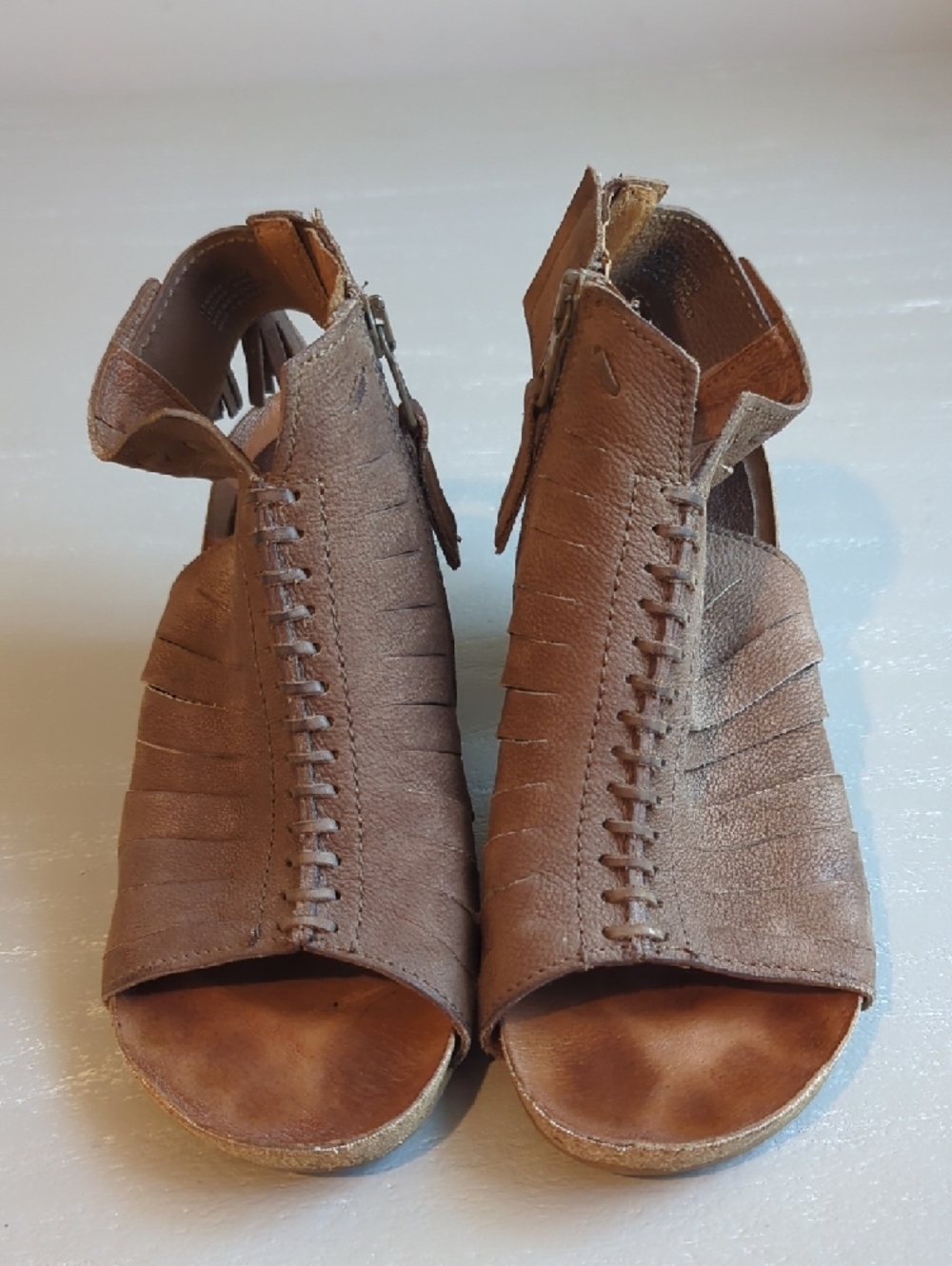 Miz Mooz Brown Open-Toe Block Heel Sandals with Tassel Zip size 7 - Picture 4 of 6